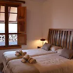 Villa Embeleso - *