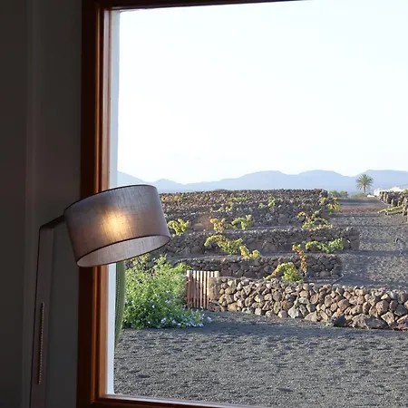 Embeleso - Willa Yaiza (Lanzarote)